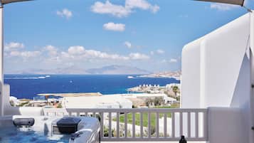 Naia Suite with Sea view & Outdoor Hot Tub | Premium bedding, pillow-top beds, minibar, in-room safe
