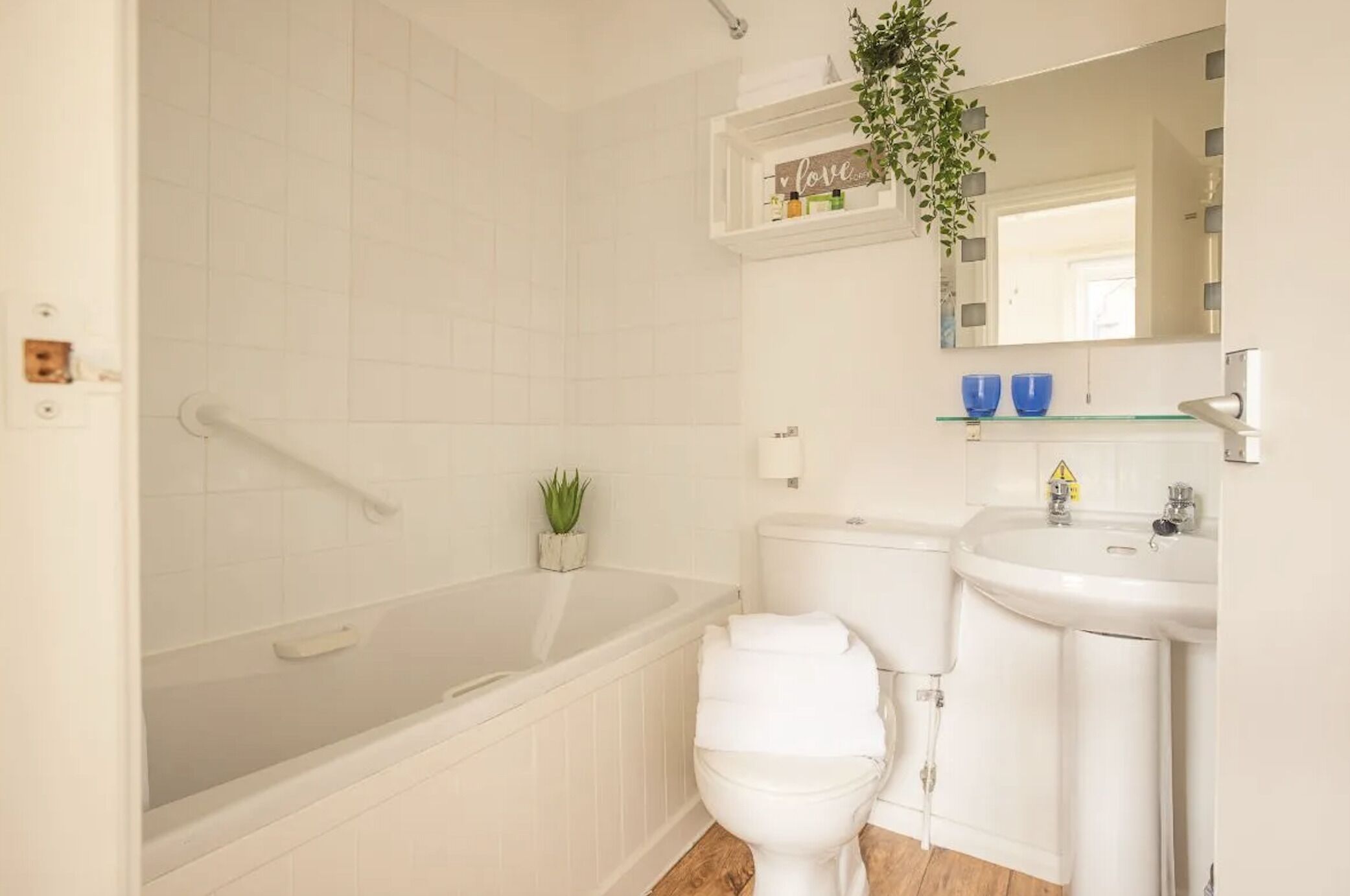 Photo - The New England