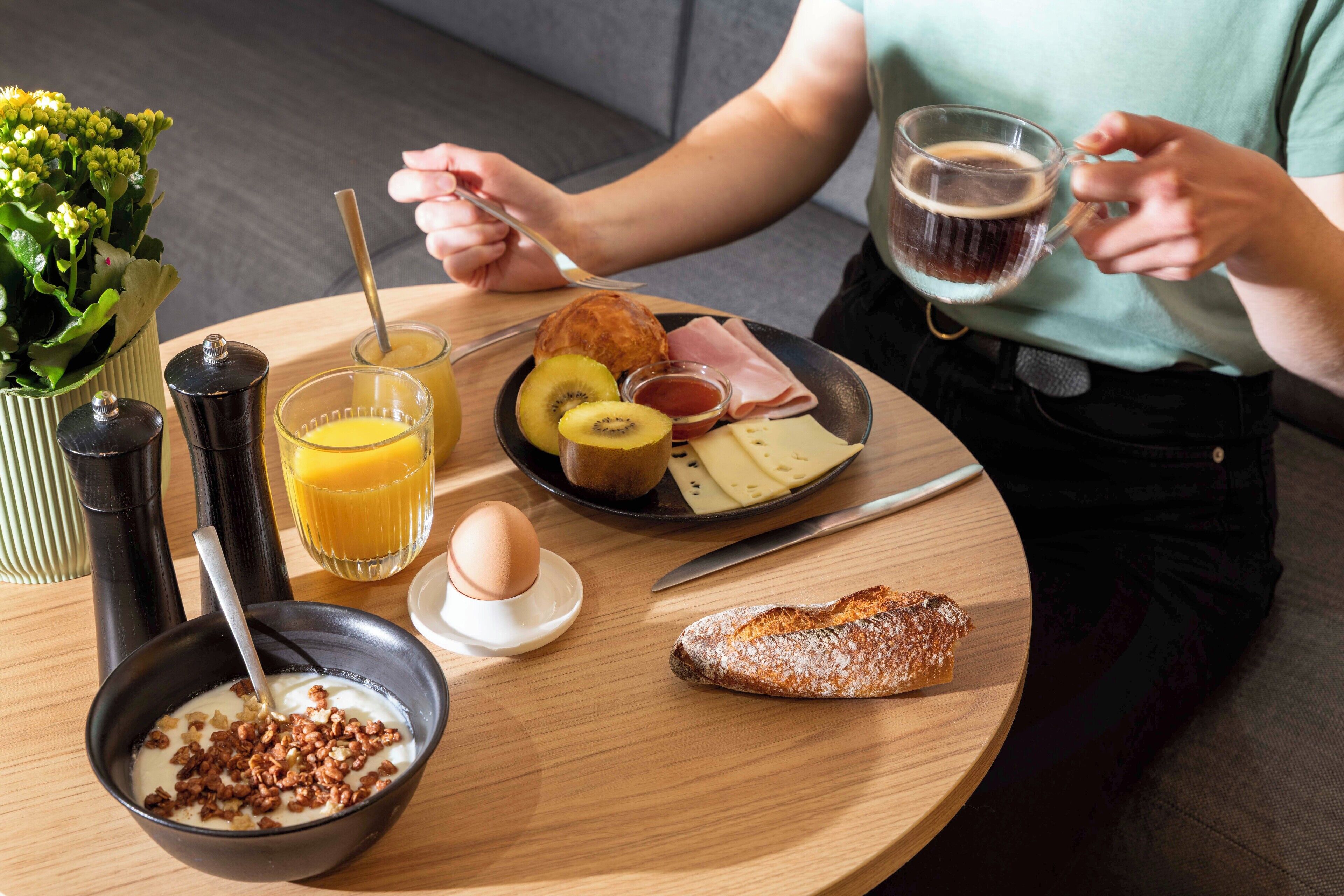 daily buffet breakfast (eur 10 per person)