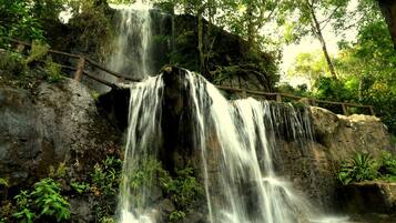 Trung tâm thể thao
