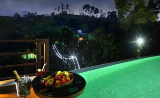 2 outdoor pools, open 8:00 AM to 6:00 PM, free cabanas, sun loungers