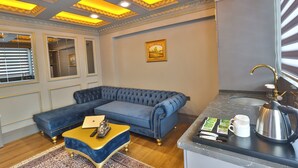 Luksussuite, 2 soverom, 2 bad | Lobby-lounge