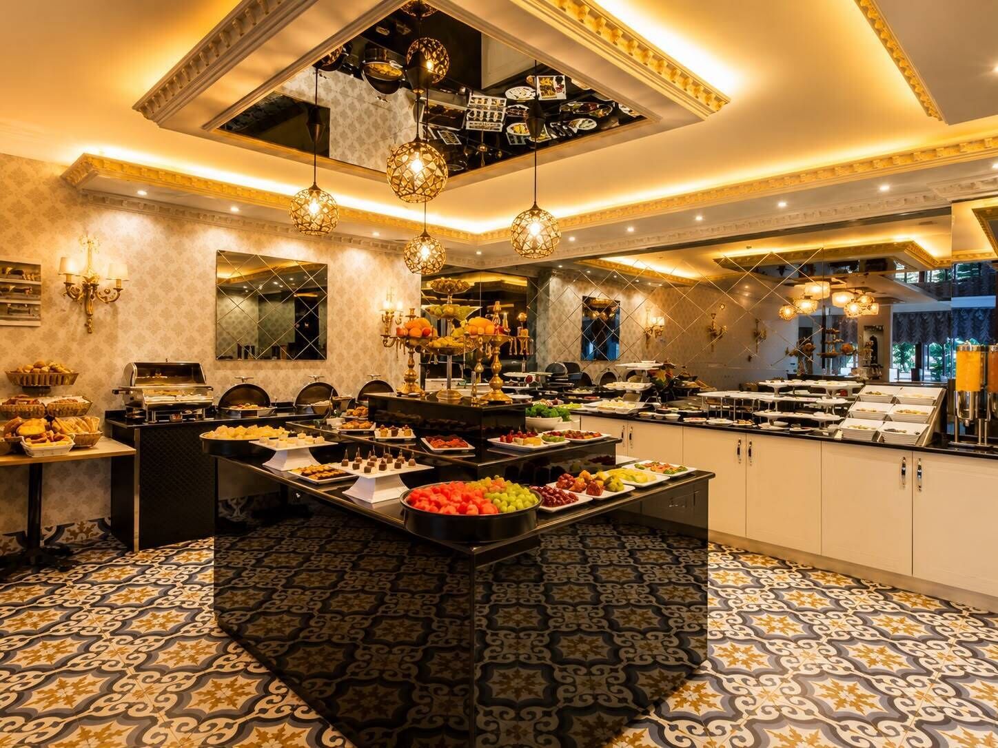 Breakfast buffet