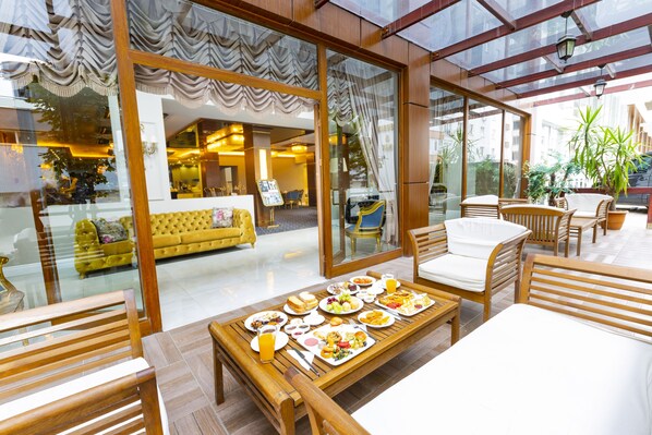 Terrace/patio - Real King Residence (Yomra)