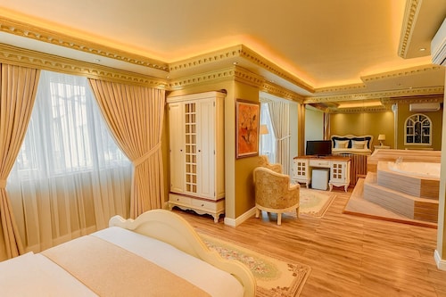 Real King Residence 