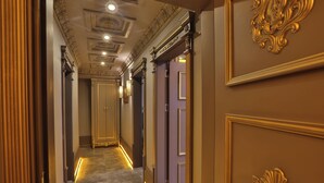 Reception - Real King Residence  (Yomra)