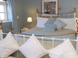 Individually decorated, individually furnished, iron/ironing board