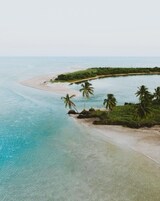 Perto da praia, prática de mergulho autônomo 