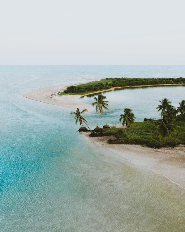 Beach nearby, scuba diving