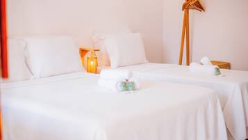 Quarto triplo | Frigobar, Wi-Fi de cortesia