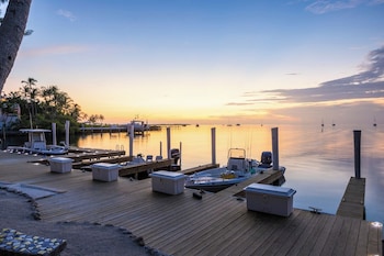 Dock at La Jolla Resort
