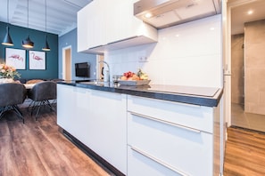 Fridge, stovetop, dishwasher, espresso maker - YAYS Amsterdam North by Numa (Amsterdam)