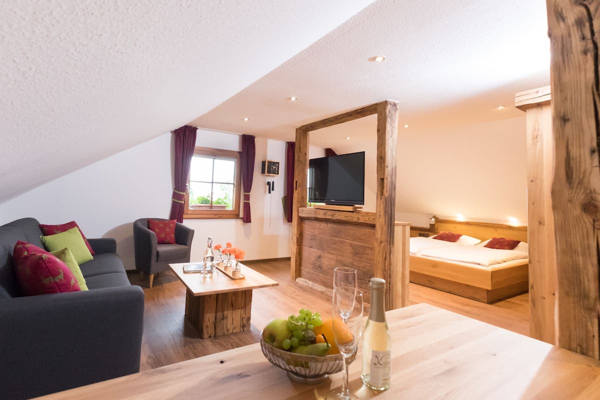 Junior Suite | Living area