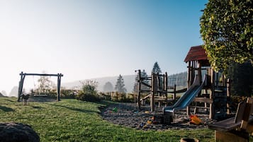 Außen-Kinderspielplatz