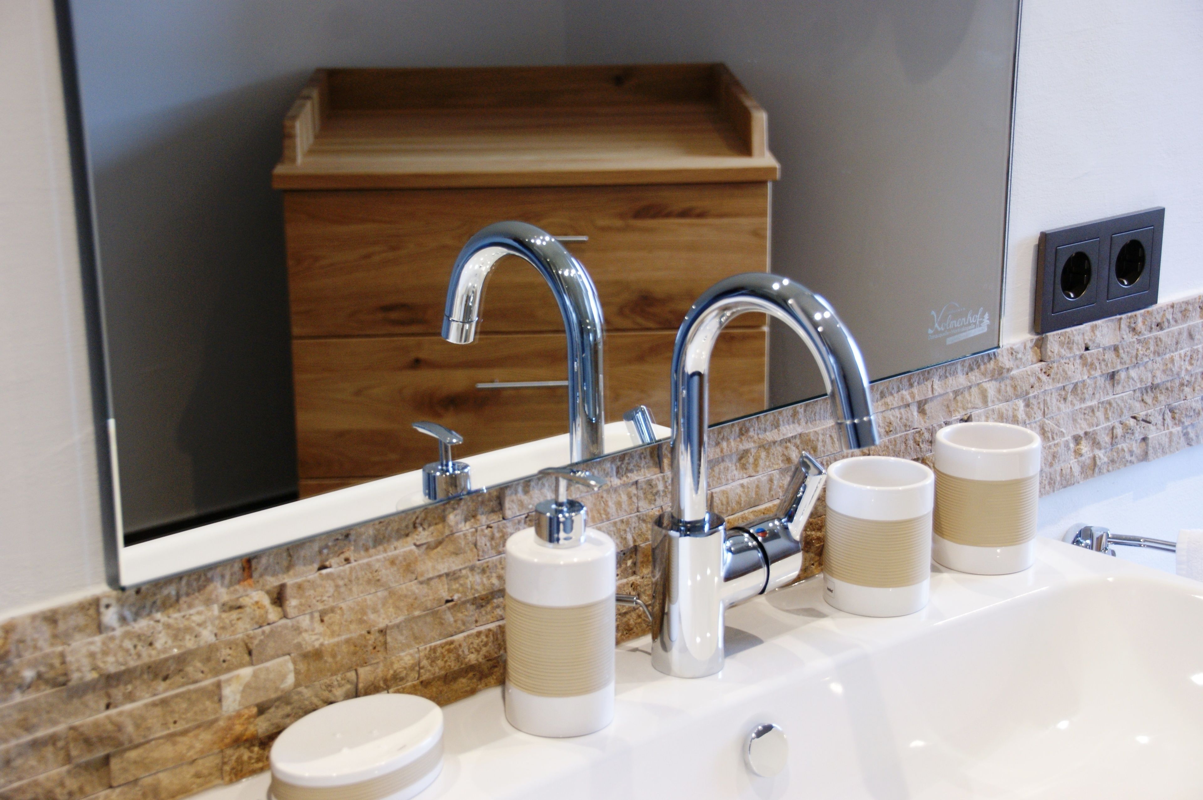 family suite, 2 bedrooms | bathroom sink