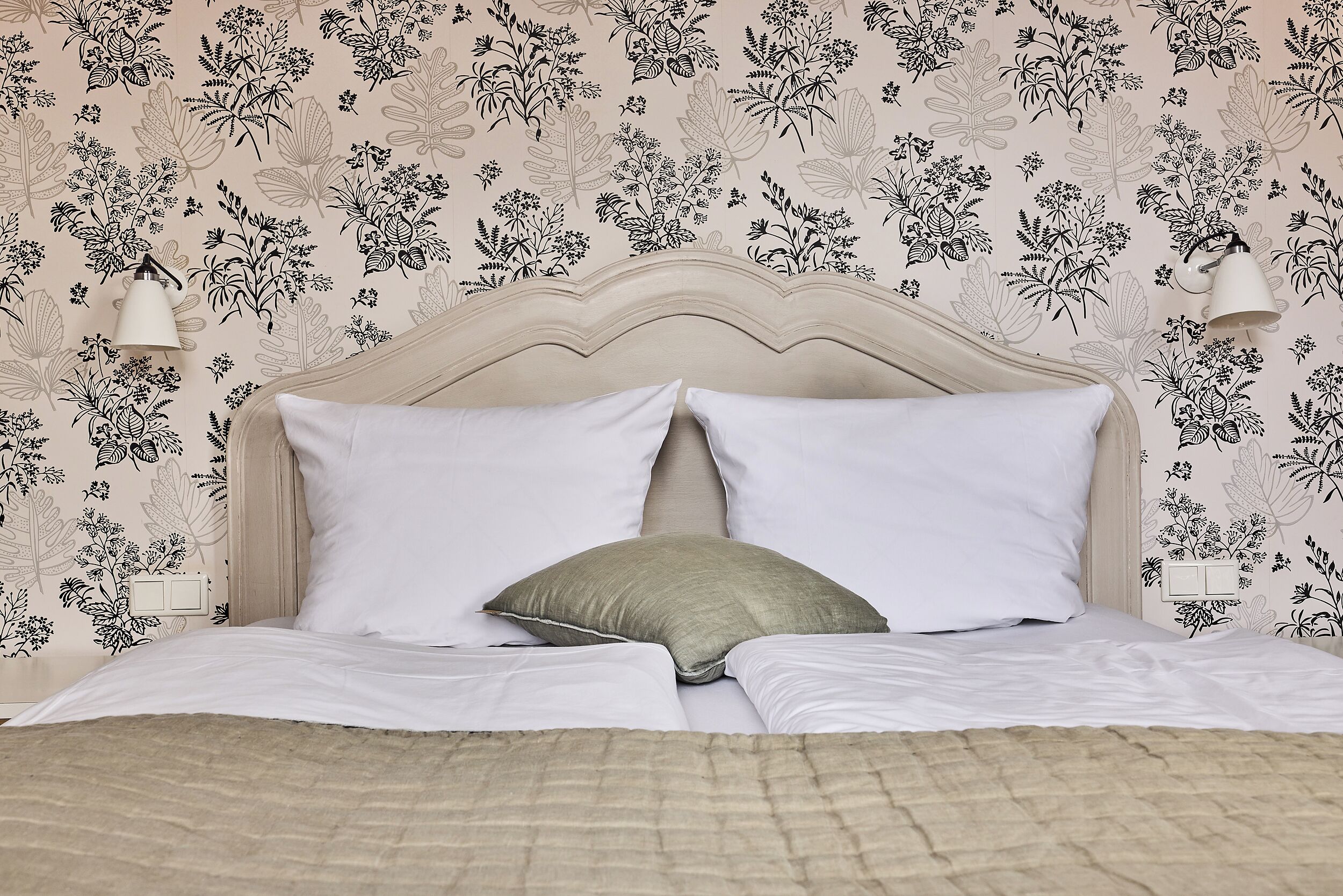 deluxe quadruple room, 1 bedroom, jetted tub | premium bedding, desk, rollaway beds, free wifi