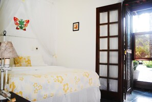 Minibar, blackout curtains, free WiFi