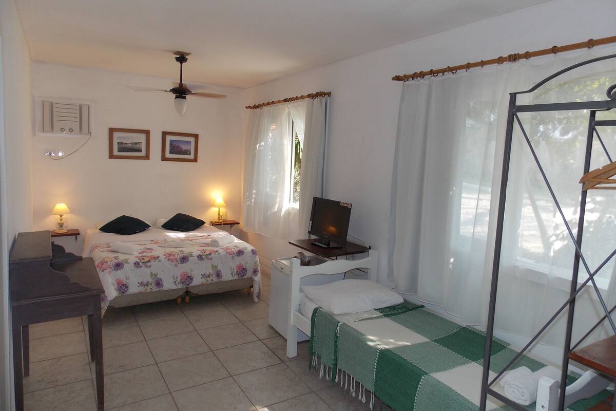 Triple Room | Minibar, WiFi (free)