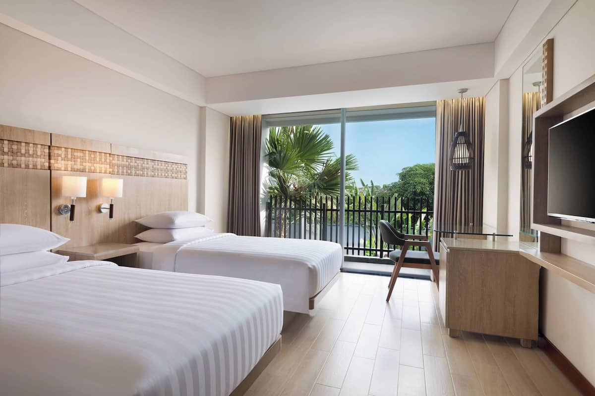 Room, 2 Single Beds, Non Smoking, Pool View (Balcony) | Pool