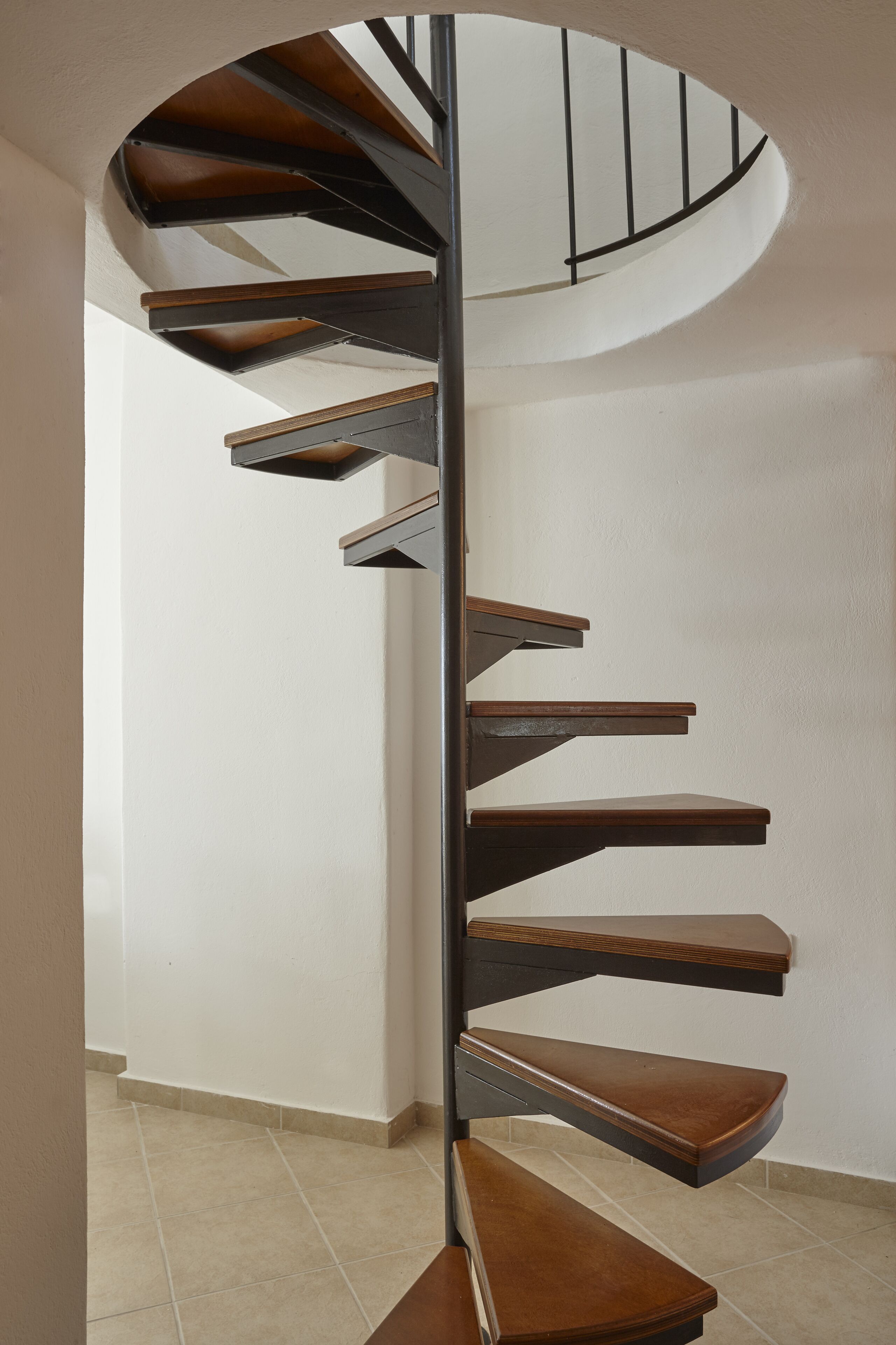 traditional house | premium bedding, iron/ironing board, free wifi