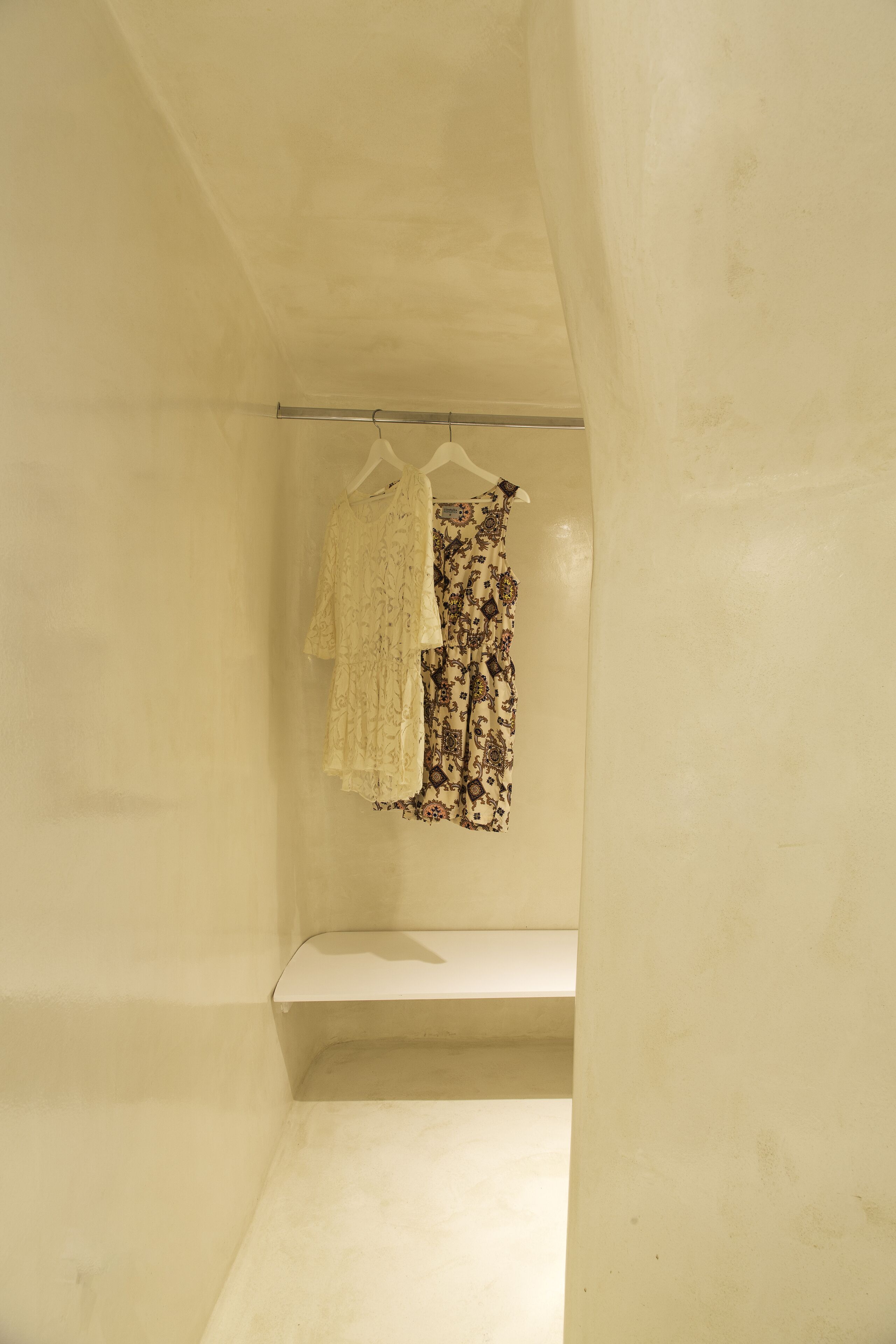 suite (canava) | living area | lcd tv