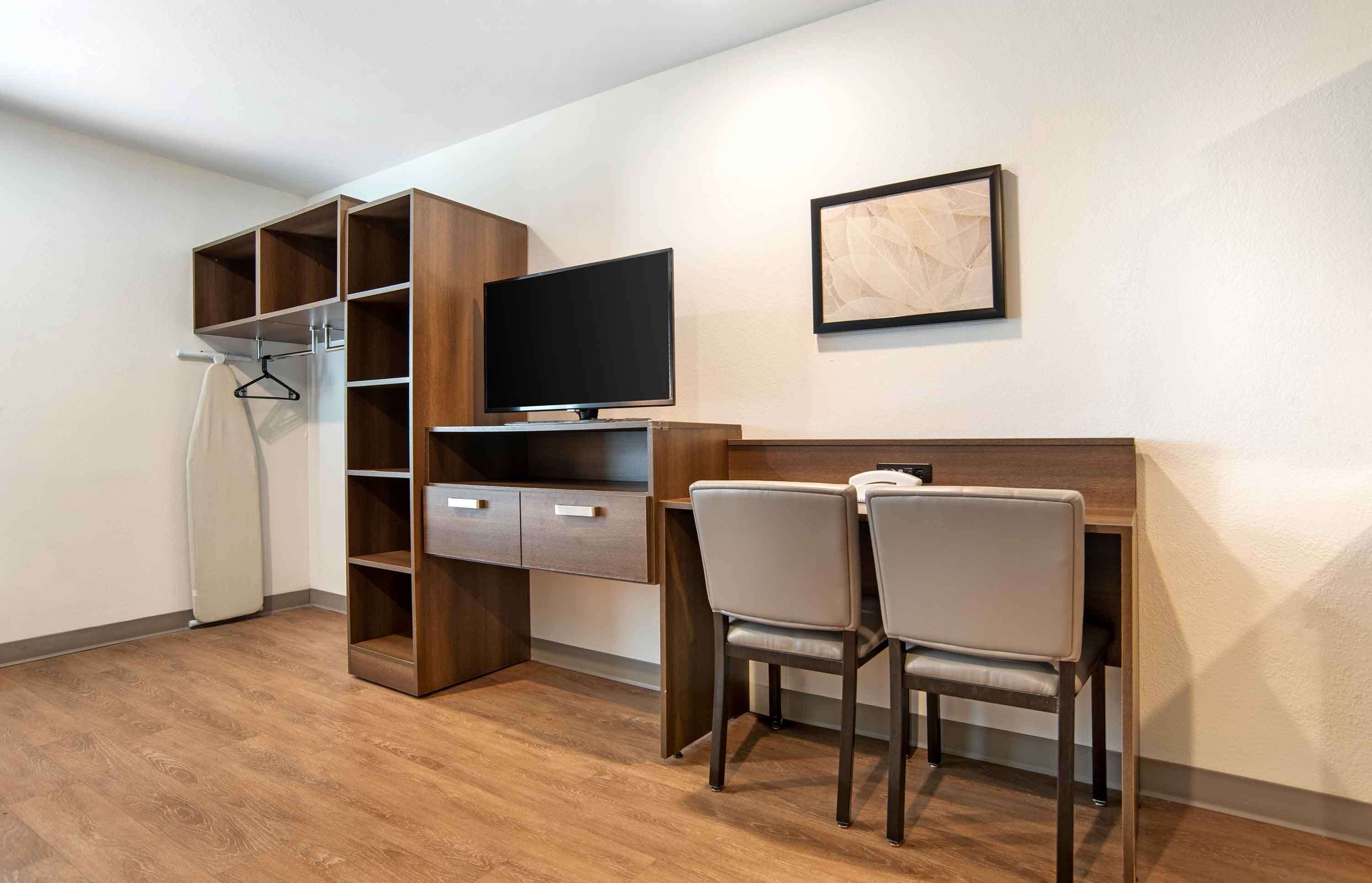 desk, laptop workspace, iron/ironing board, free wifi