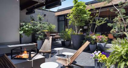 Freepoint Hotel Cambridge, Tapestry Collection by Hilton