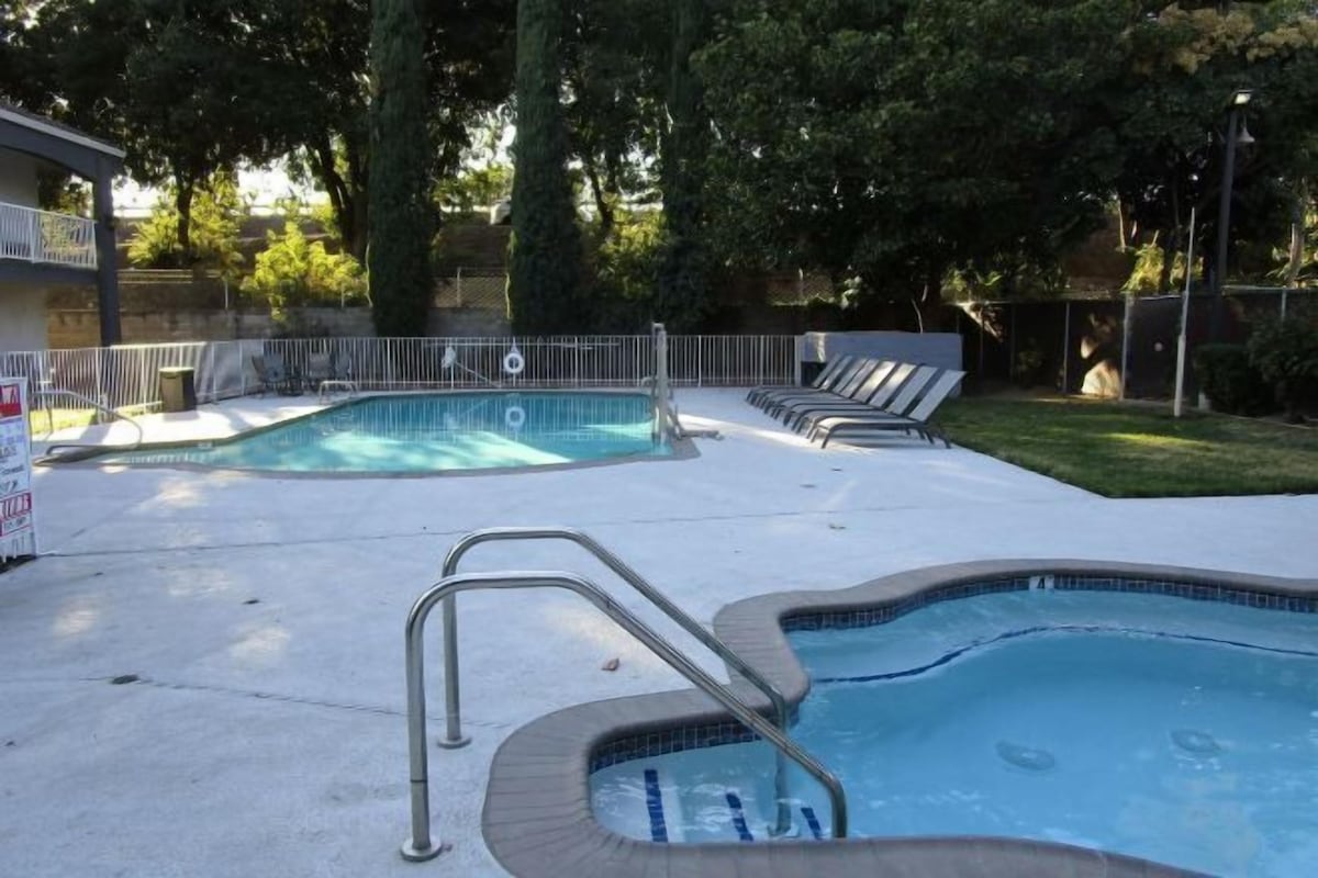 Pool | Outdoor pool