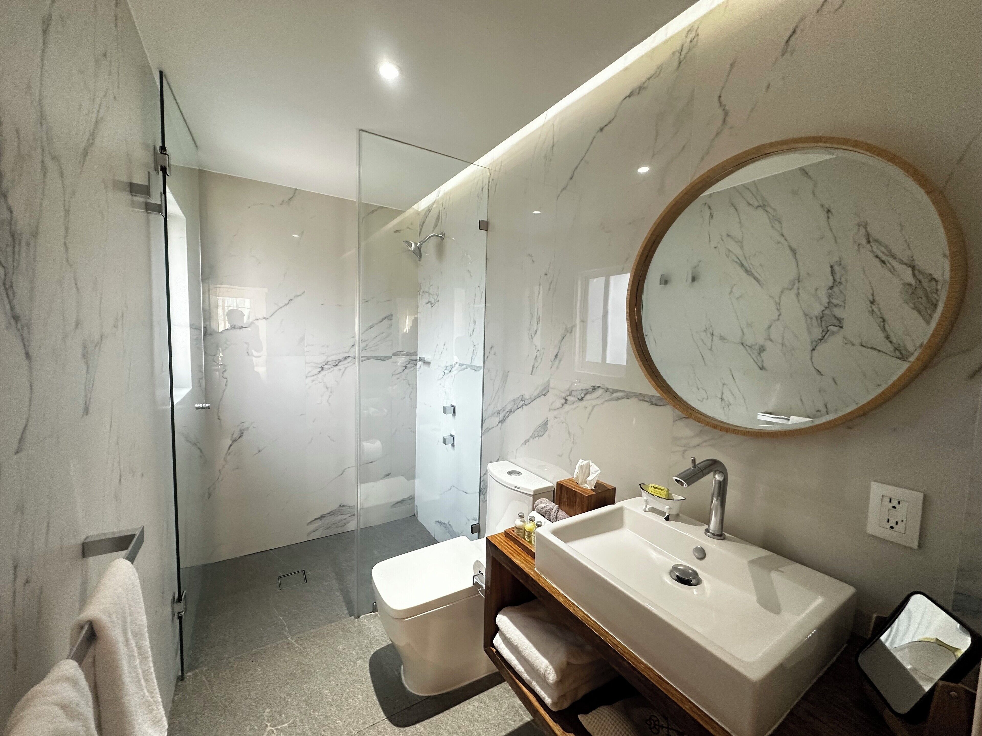 suite superior con balcon | 1 bedroom, down duvets, minibar, in-room safe