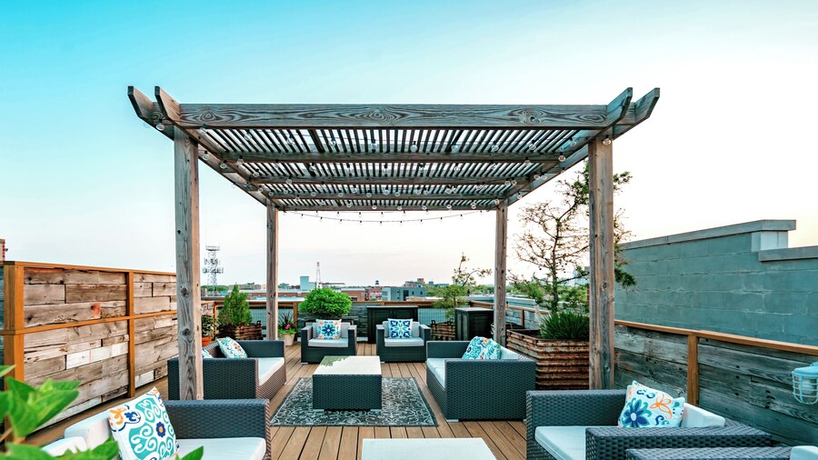 The Guesthouse Hotel