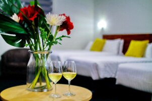 Deluxe Room | In-room safe, desk, iron/ironing board, free WiFi