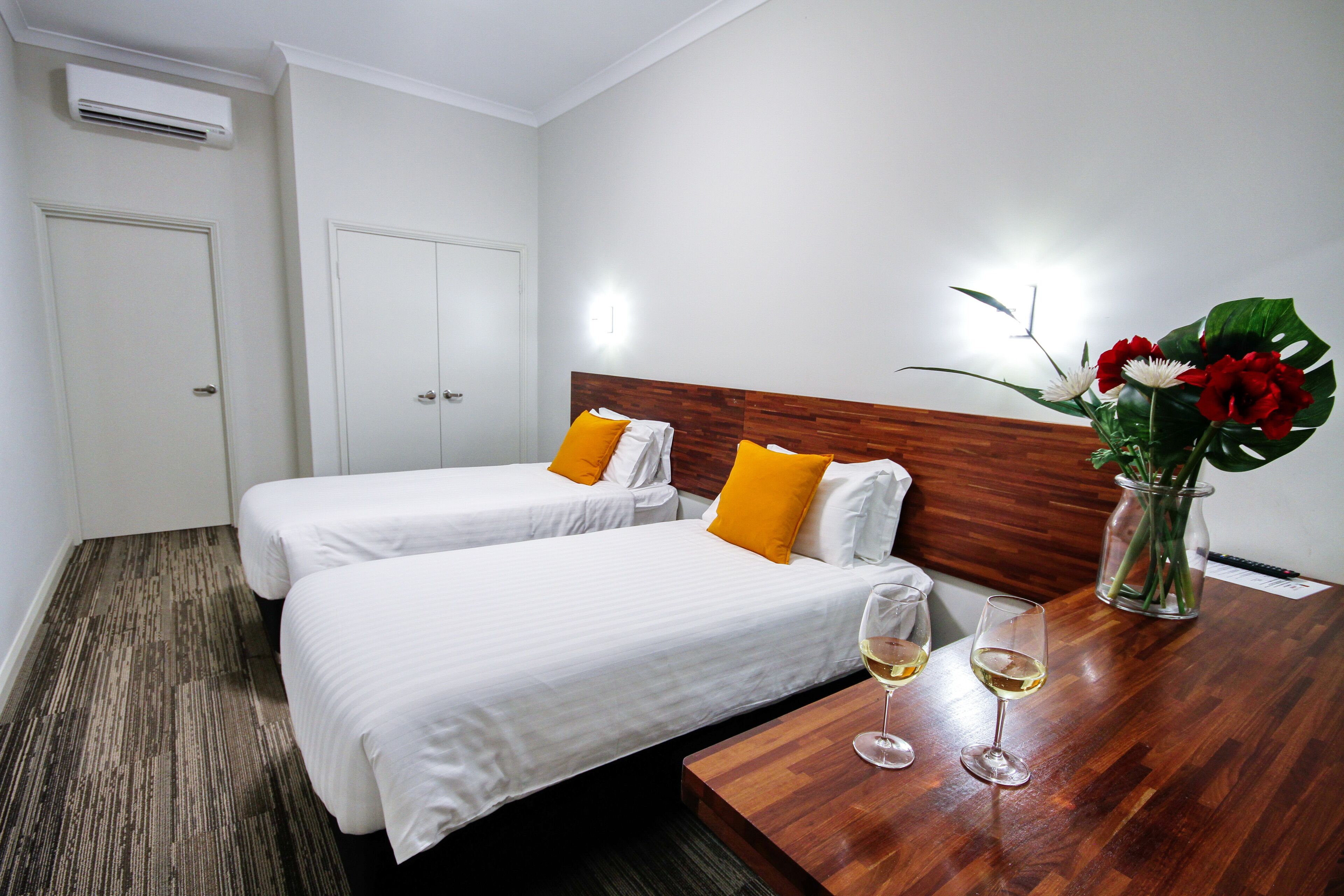 Deluxe Twin Room Without Window | In-room safe, desk, iron/ironing board, free WiFi