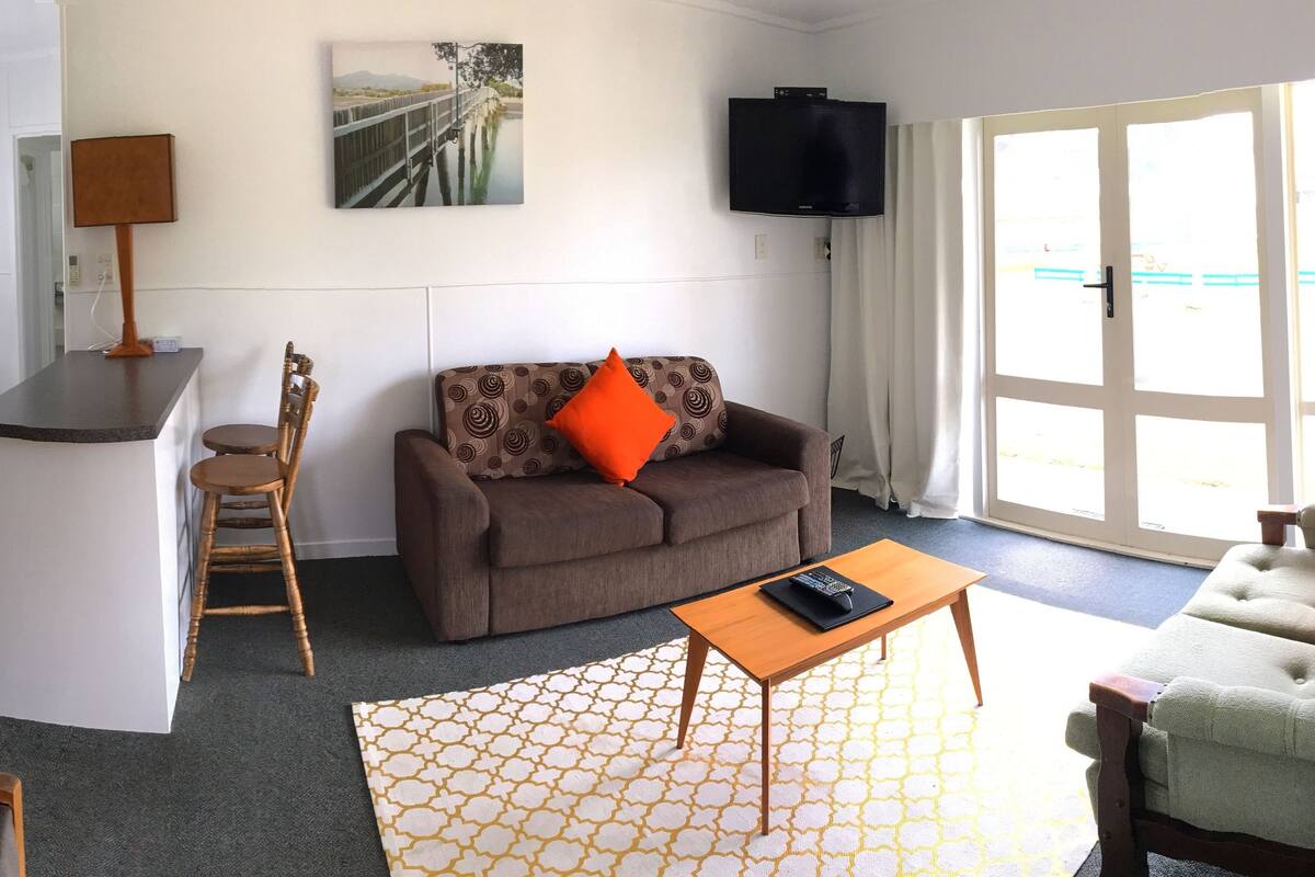 Apartamento, 2 habitaciones | Cocina privada | Cafetera o tetera, frigorífico, microondas y placa de cocina