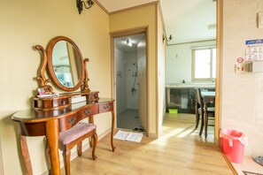 Chambre Double Standard, 1 chambre, cuisine, côté jardin