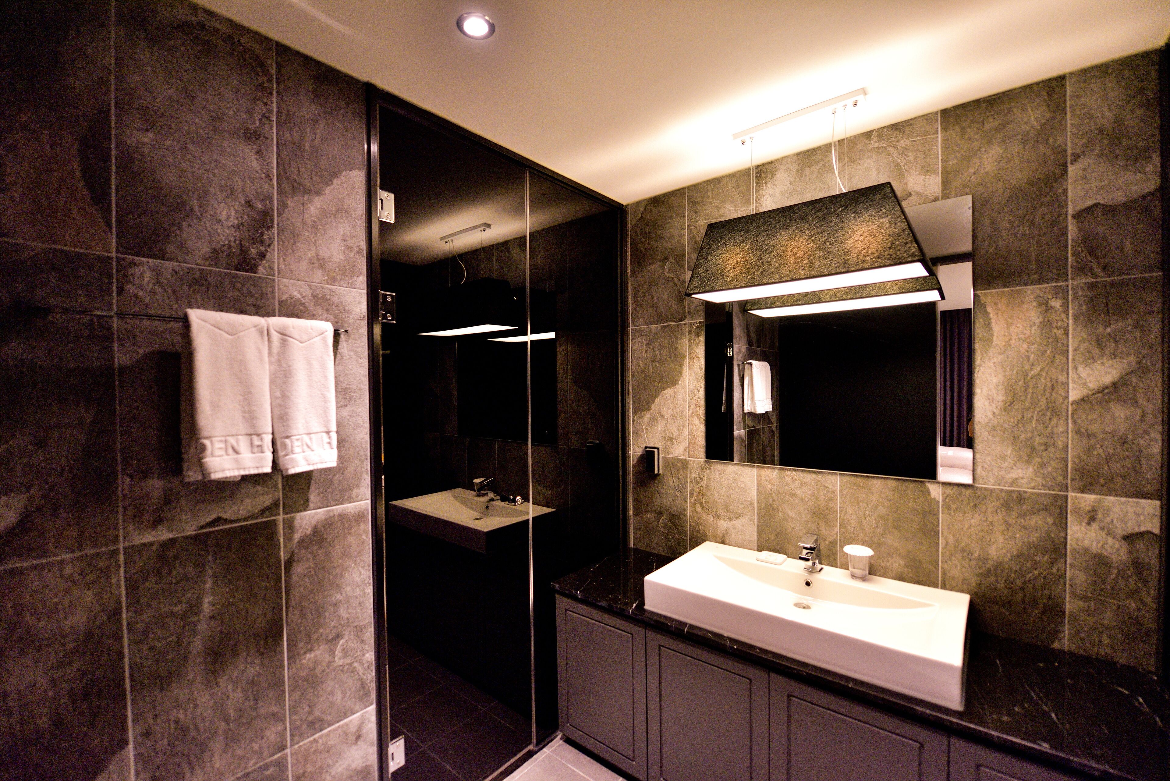 golden suite | bathroom | free toiletries, hair dryer, bathrobes, slippers