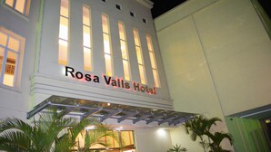 Exterior - Rosa Valls Hotel (Luanda)