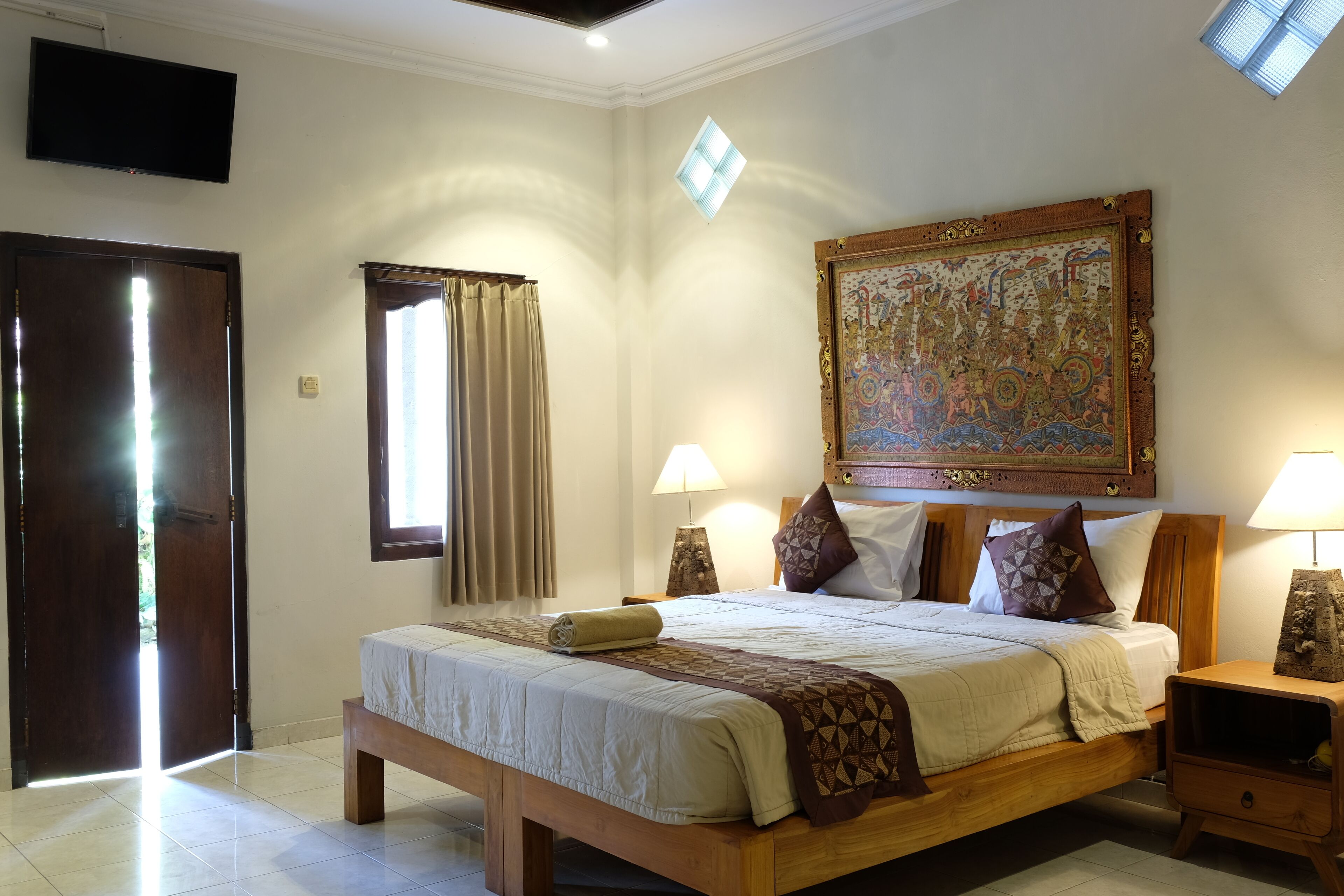 Deluxe Room | Desk, free WiFi, bed sheets