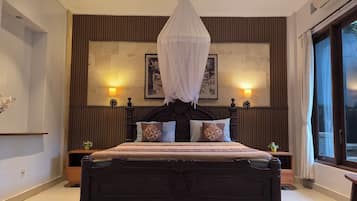 Habitación Deluxe | Escritorio, wifi gratis, ropa de cama