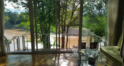 Nan De Panna Riverside Homestay