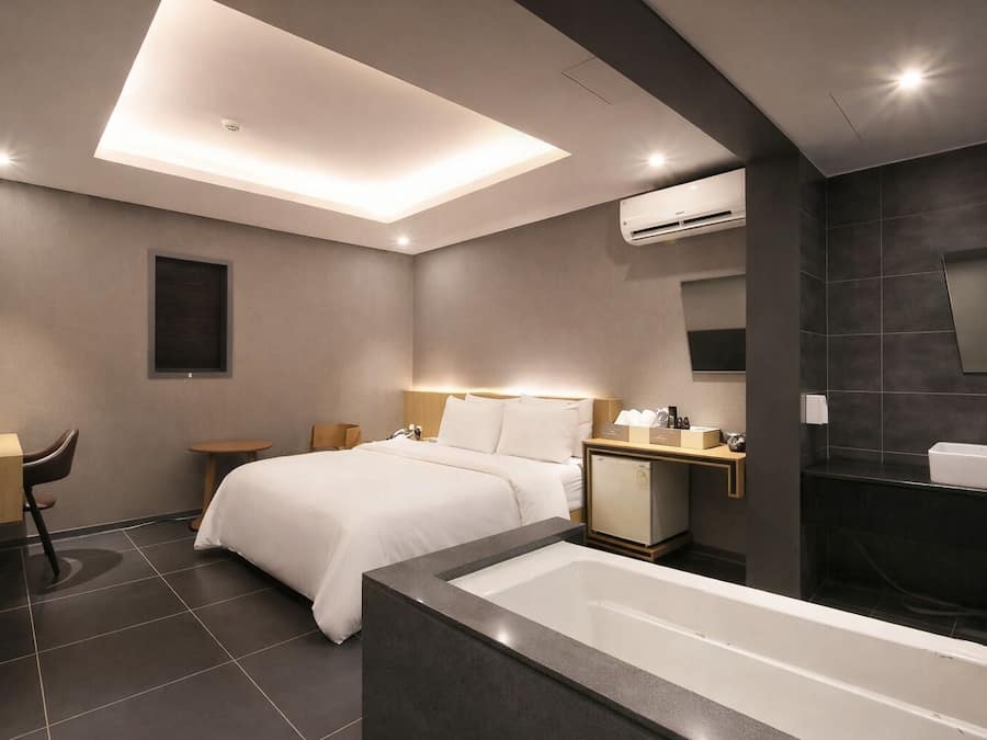 Standard Double Room | Premium bedding, desk, free WiFi