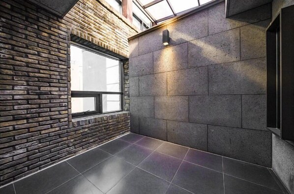 Luxury Studio Suite | Terrace/patio - Bupyeong Zenith Hotel (Incheon)