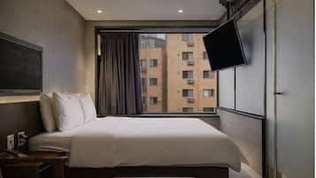 Doppia Deluxe | Biancheria da letto di alta qualità, una scrivania, Wi-Fi gratuito