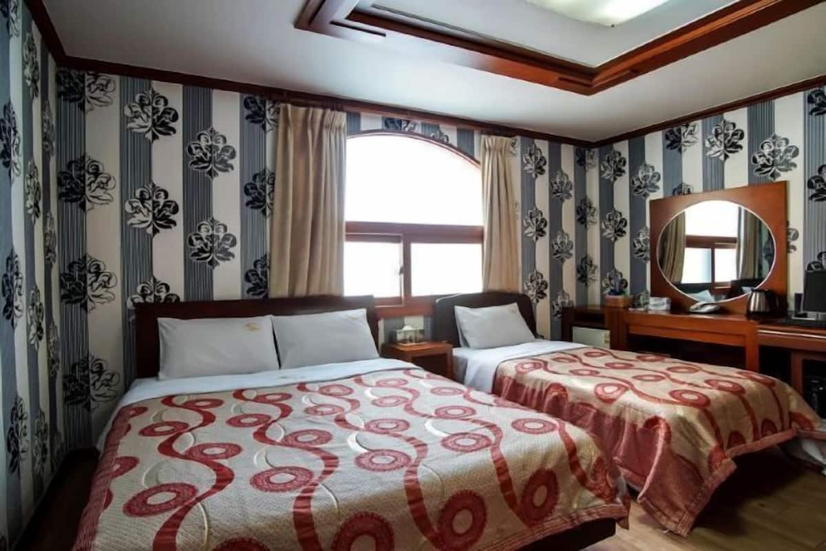 Desk, free WiFi, bed sheets