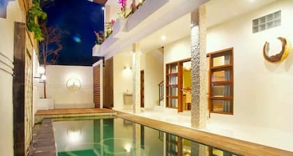 Villa Poetra Balangan