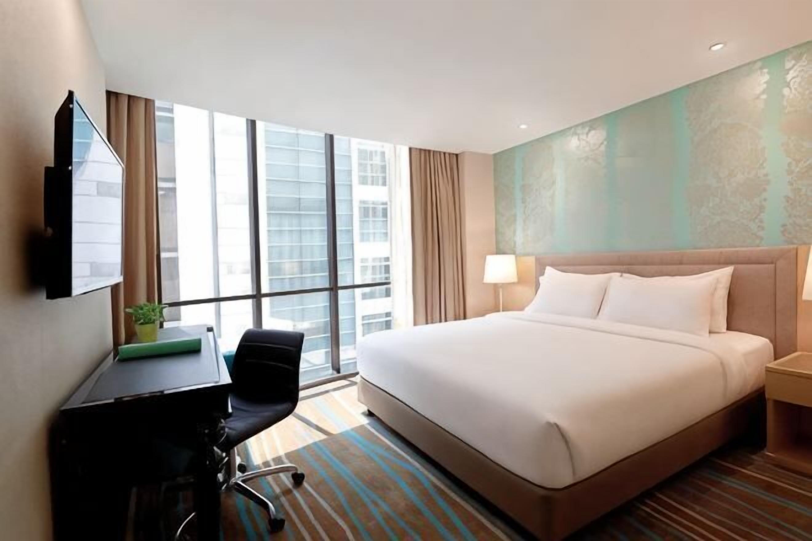 In-room safe, desk, soundproofing, iron/ironing board