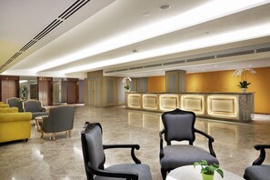 Quầy tiếp tân