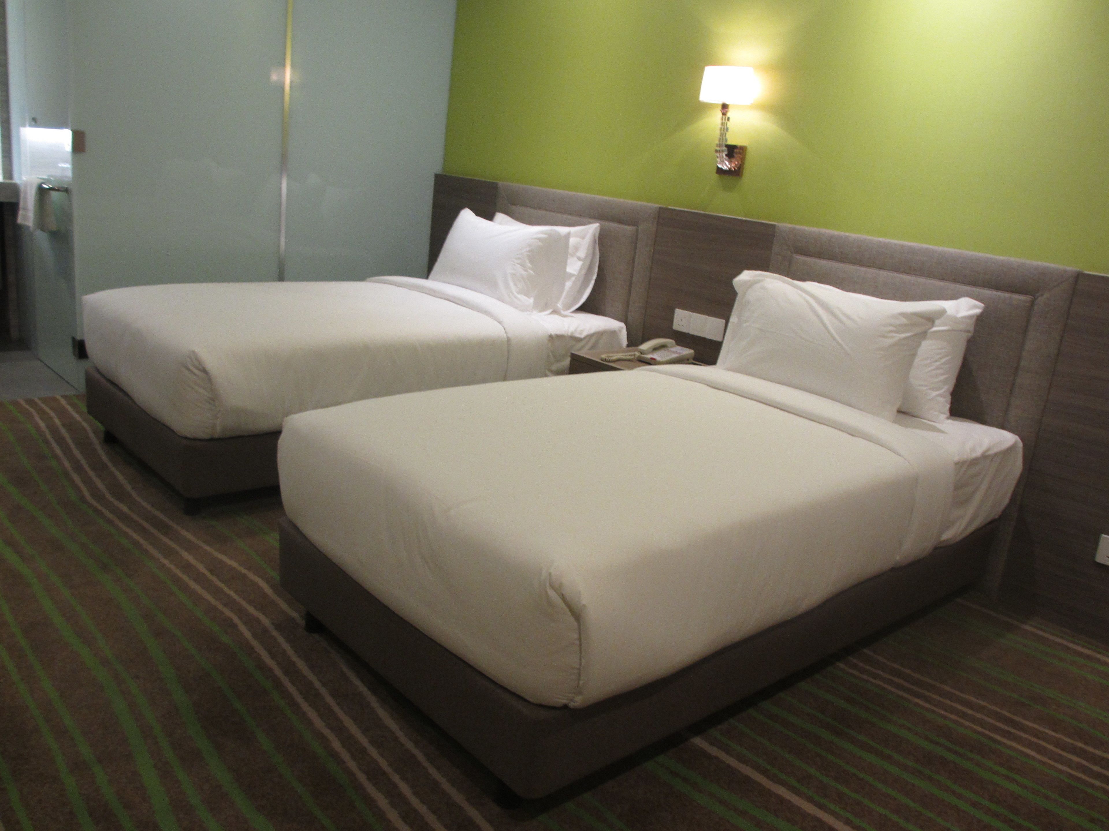 0b | in-room safe, desk, soundproofing, iron/ironing board