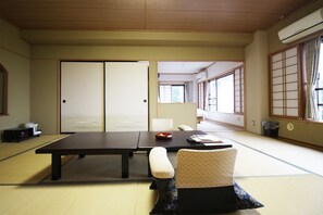 Familienzimmer, Nichtraucher | Zimmersafe, schallisolierte Zimmer