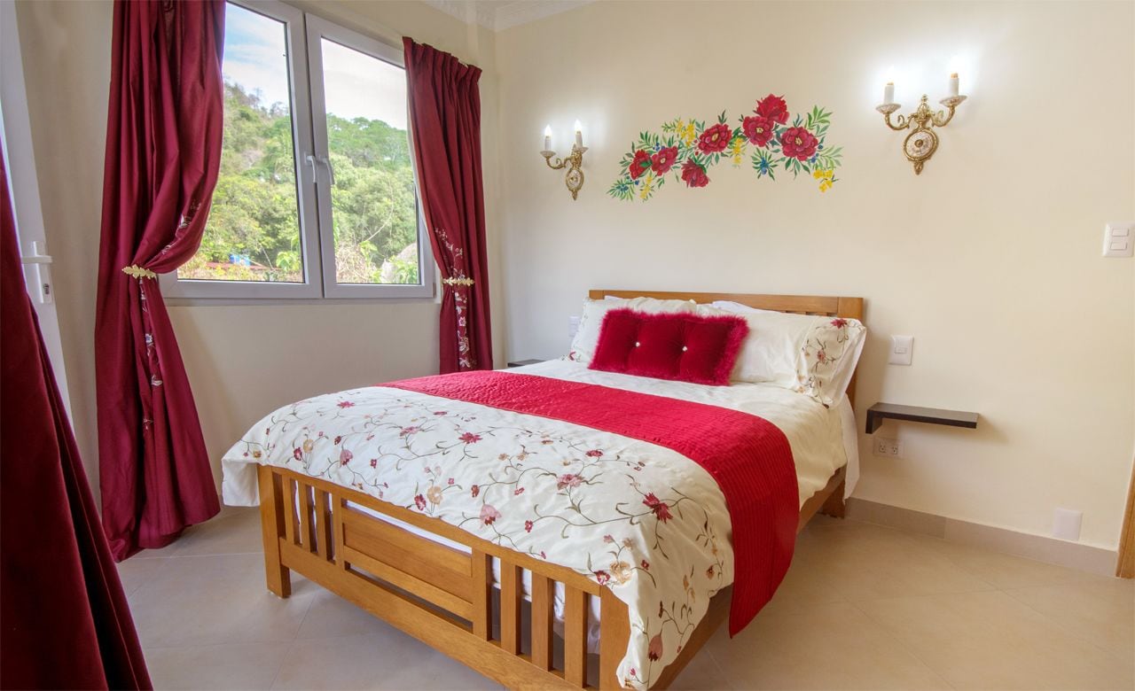 Sweet William Number 9 | Egyptian cotton sheets, individually decorated, individually furnished