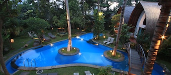 Green Bird Villa